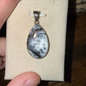 Dendritic agate pendant